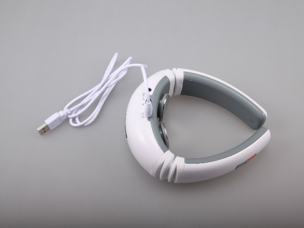 頸椎按摩器USB數(shù)據(jù)線定制如何選擇數(shù)據(jù)線廠家？