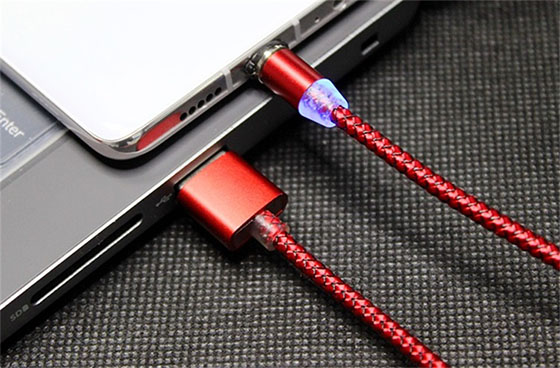 磁吸數(shù)據(jù)線